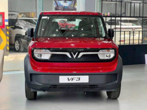 VF3 Plus màu đỏ